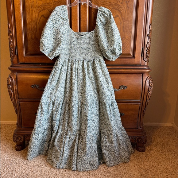 o.p.t | Dresses | Opt Floral Green Midi Dress | Poshmark